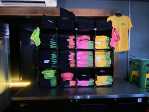 Larry's Restaurant - Gear